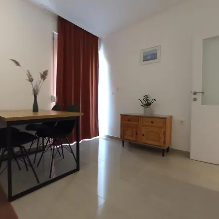 Apartment Danica *