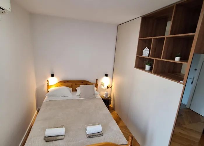 Danica Apartamento *